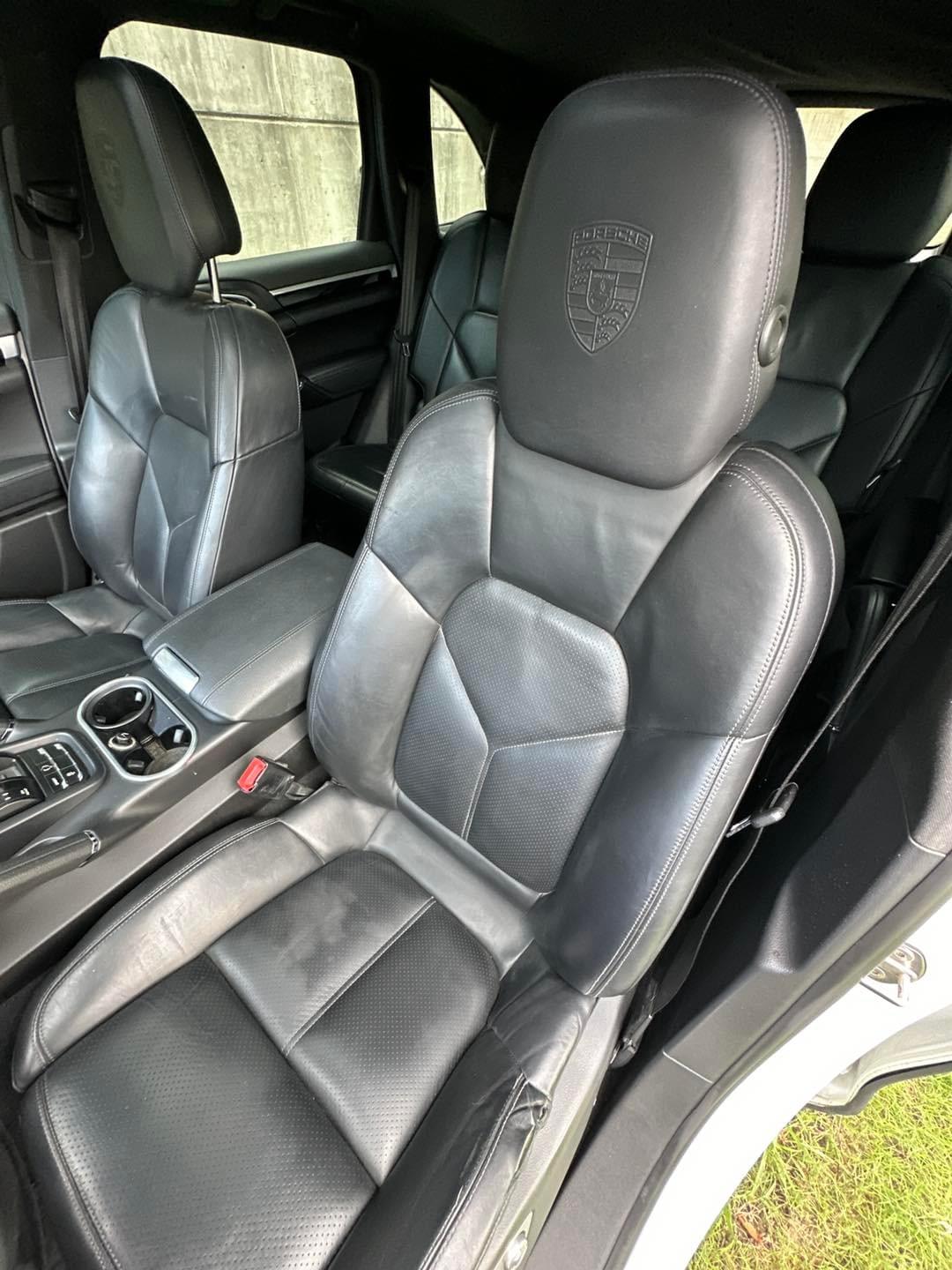 2014 Porsche Cayenne 3.6 Platinum Edition