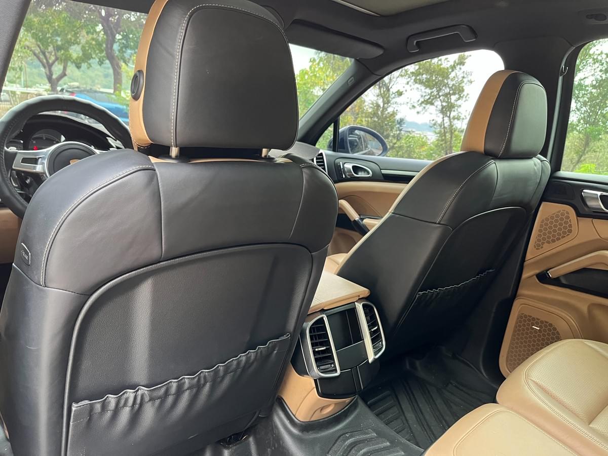 2014 Porsche Cayenne Diesel Platinum Edition