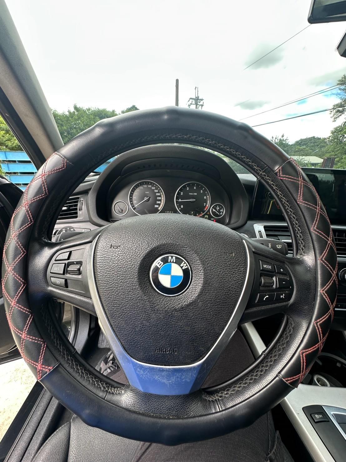 2011  BMW X3 xDrive28i （F25)