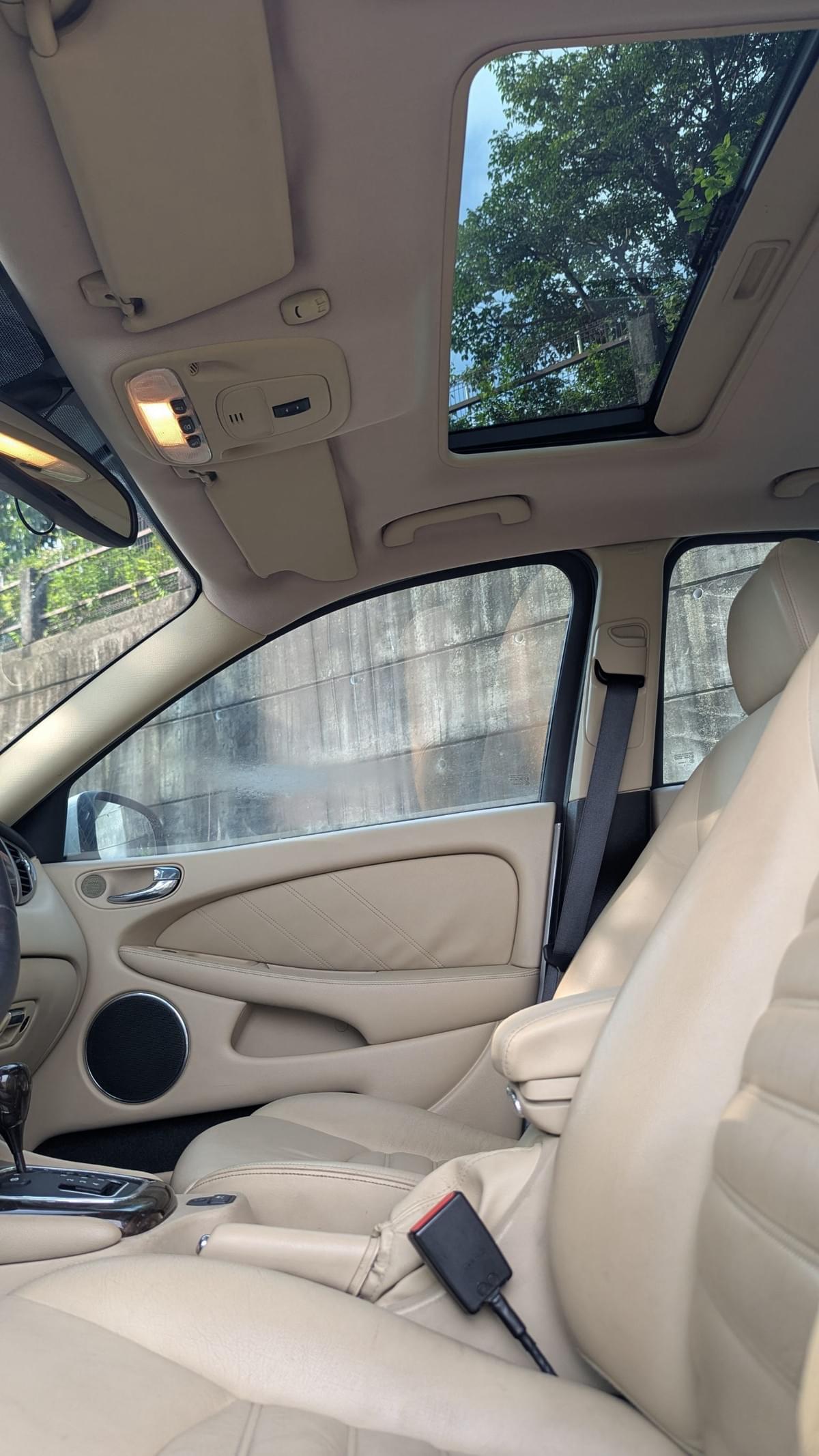 2010式 Jaguar X-Type 3.0 AWD