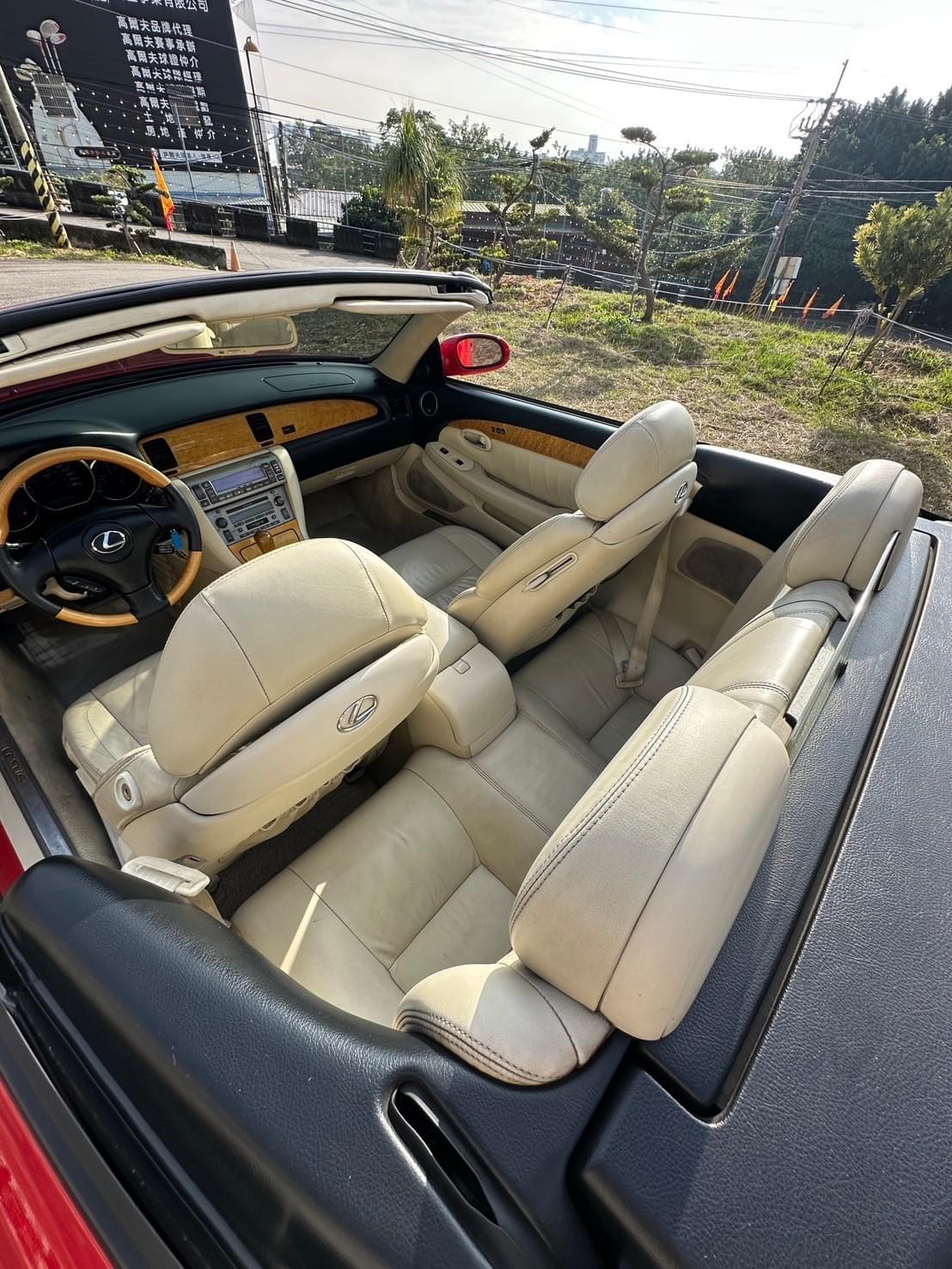 2004 LEXUS SC430