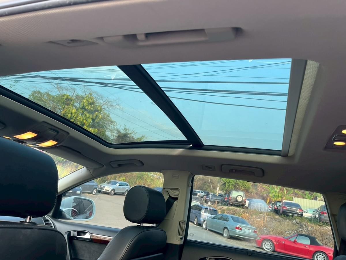 2013 Audi Q7 3.0TDi七人座LSUV旗艦