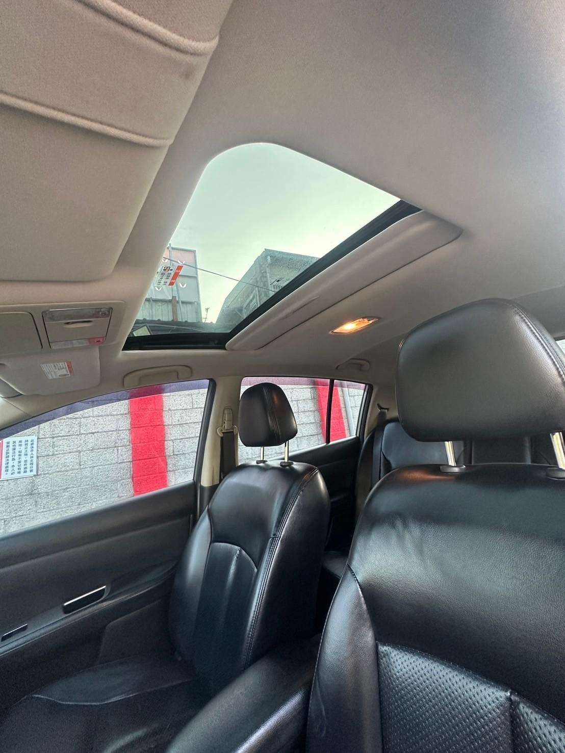 2011 Nissan Tiida 5D 1.8