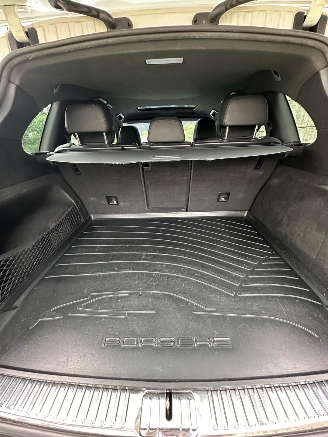 2014 Porsche Cayenne 3.6 Platinum Edition