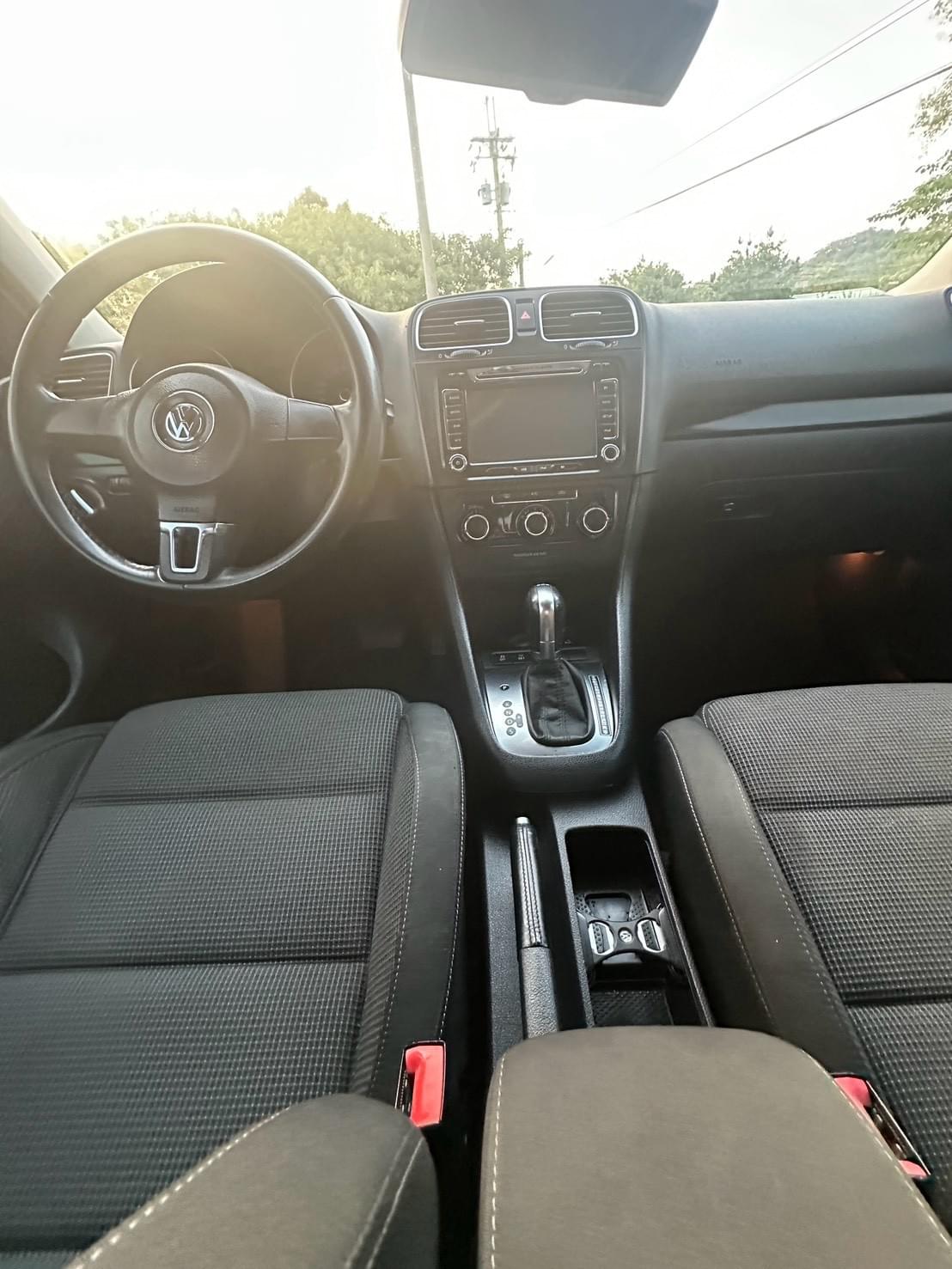 2012式 Volkswagen Golf 1.6 （MK6）