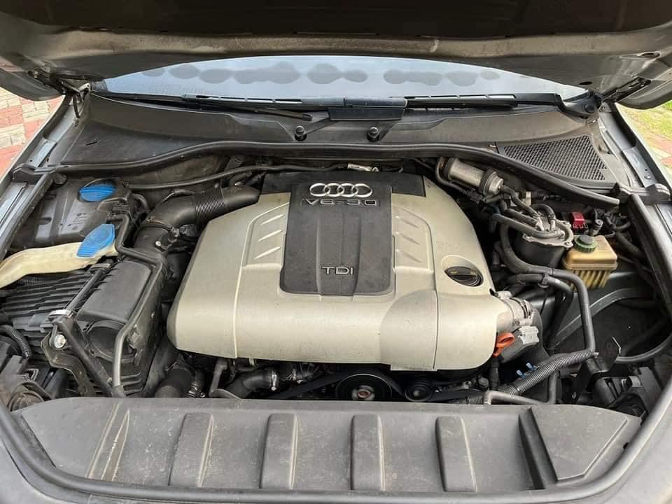 2008年出廠  AUDI Q7 3.0 TDi  Quattro