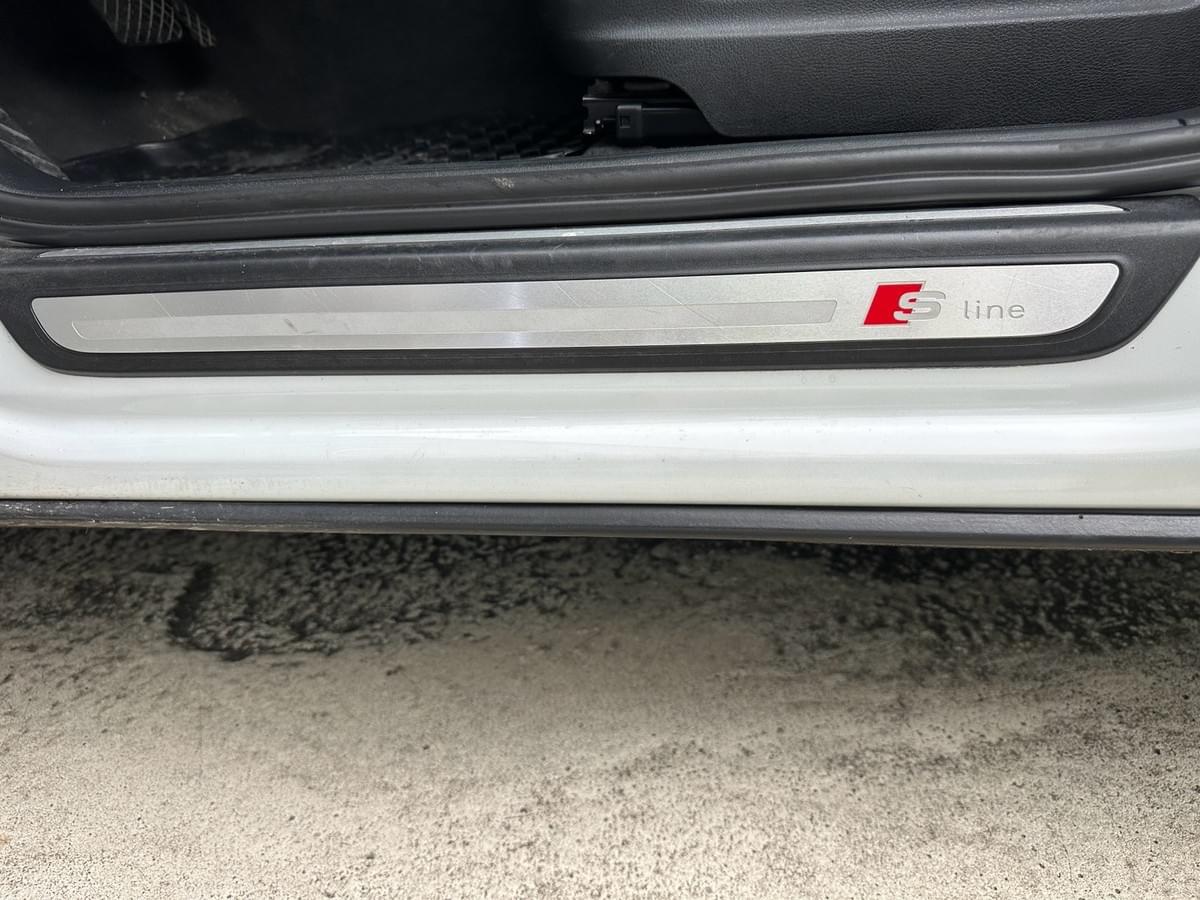 2016式 Audi Q5 40 TFSI quattro 8R