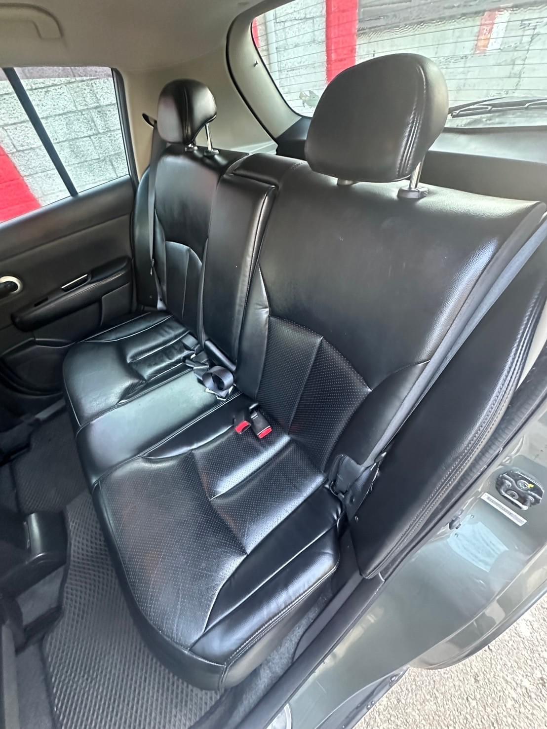 2011 Nissan Tiida 5D 1.8