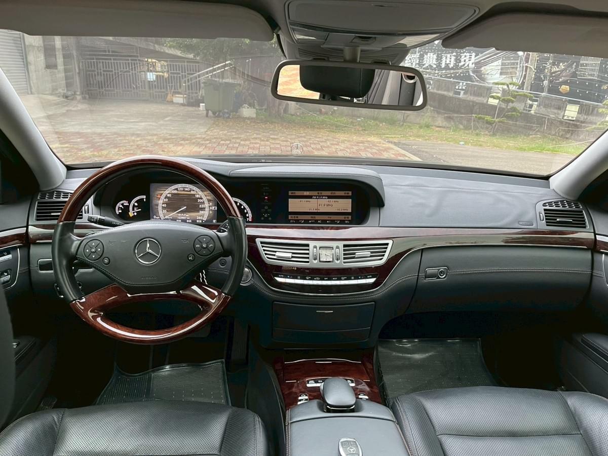 2011  Mercedes-Benz W221 S-Class S350 LWB BlueEFFICIENCY