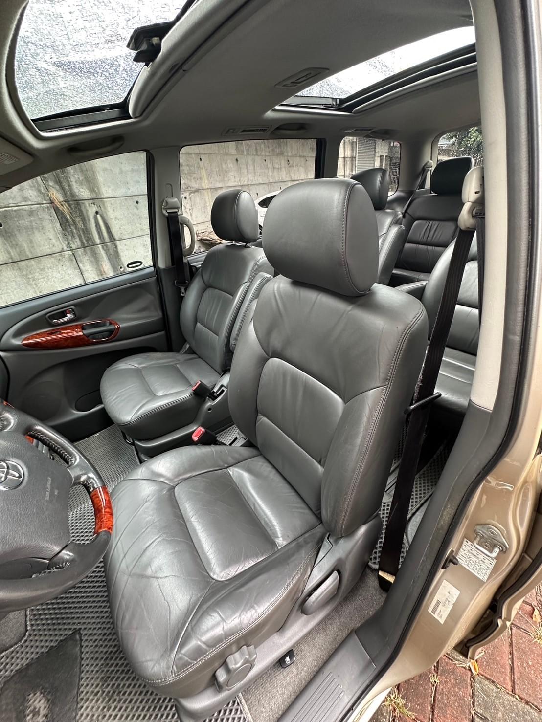 2003/08 TOYOTA PRAVIA 2.4
