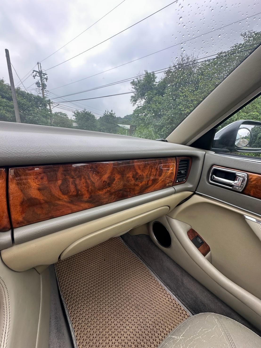 1995  Jaguar  XJ6 X300 