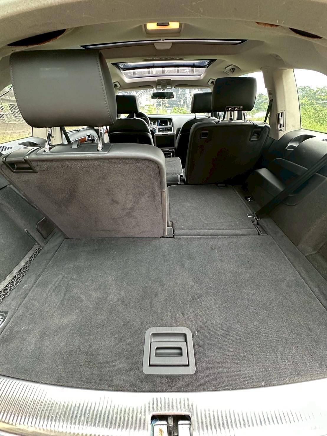 2009式 AUDI Q7 3.0 TDI Quattro