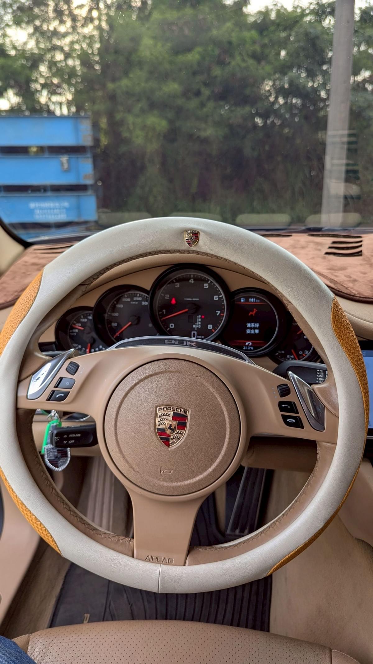 2011式 Porsche Panamera 3.6
