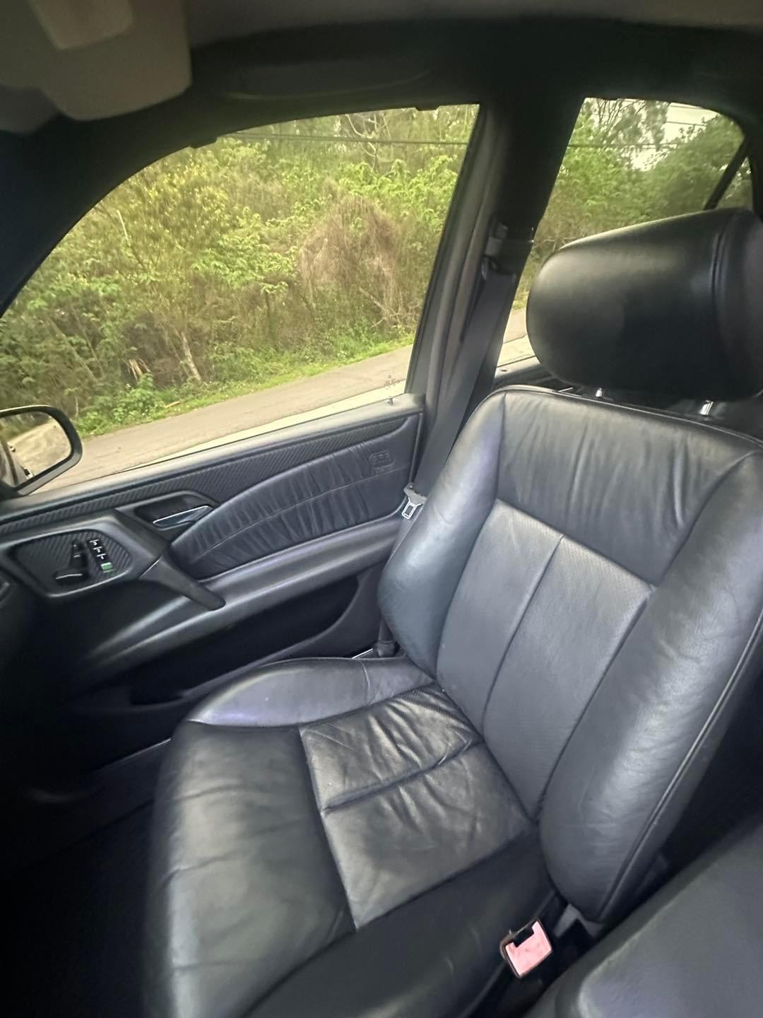 1998式 Mercedes-Benz E240 (W210)