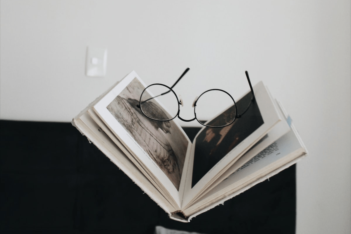 Kunst im berufsbildenden Unterricht, eine Publikation des hep-Verlags