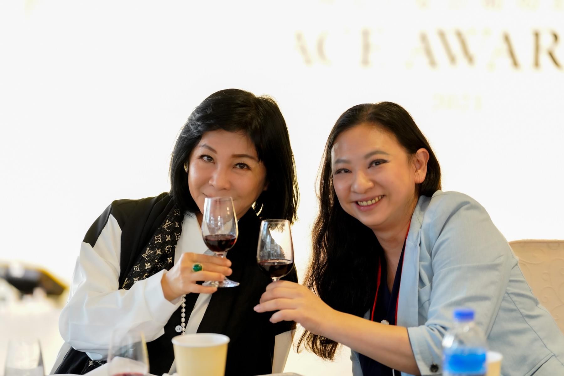 台灣女子愛思葡萄酒大賞