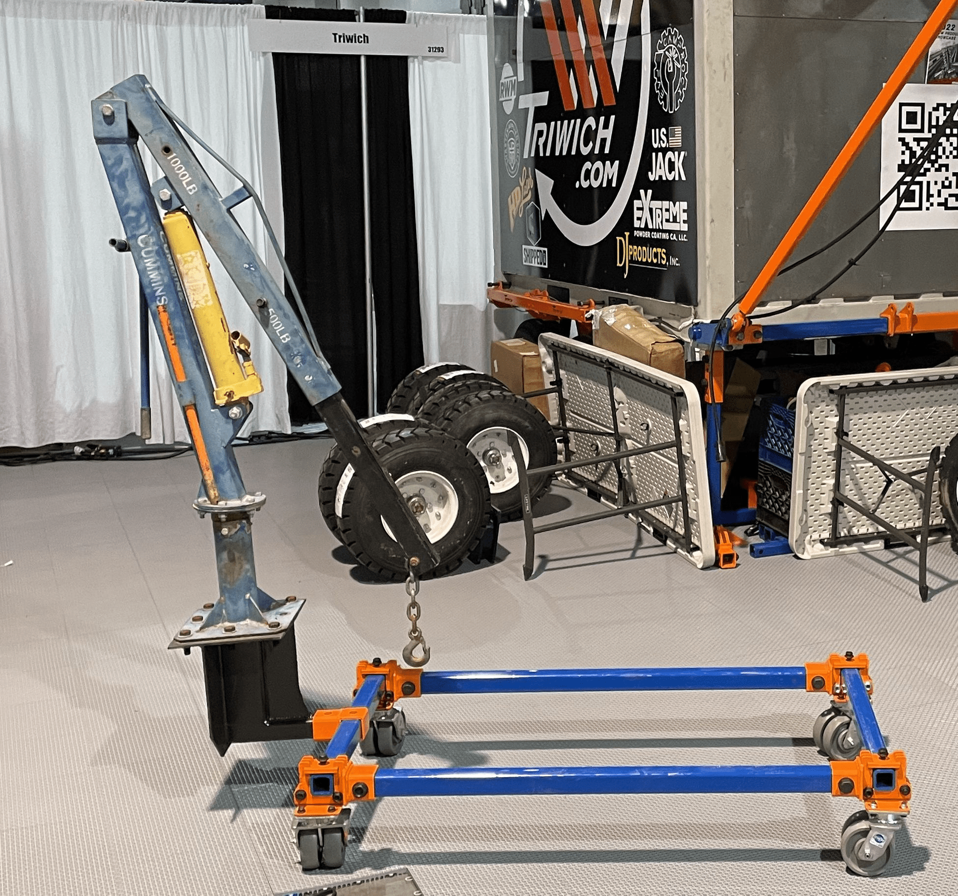 Universal Tri60 Dollies & Semi Truck Shipping Container Triwich