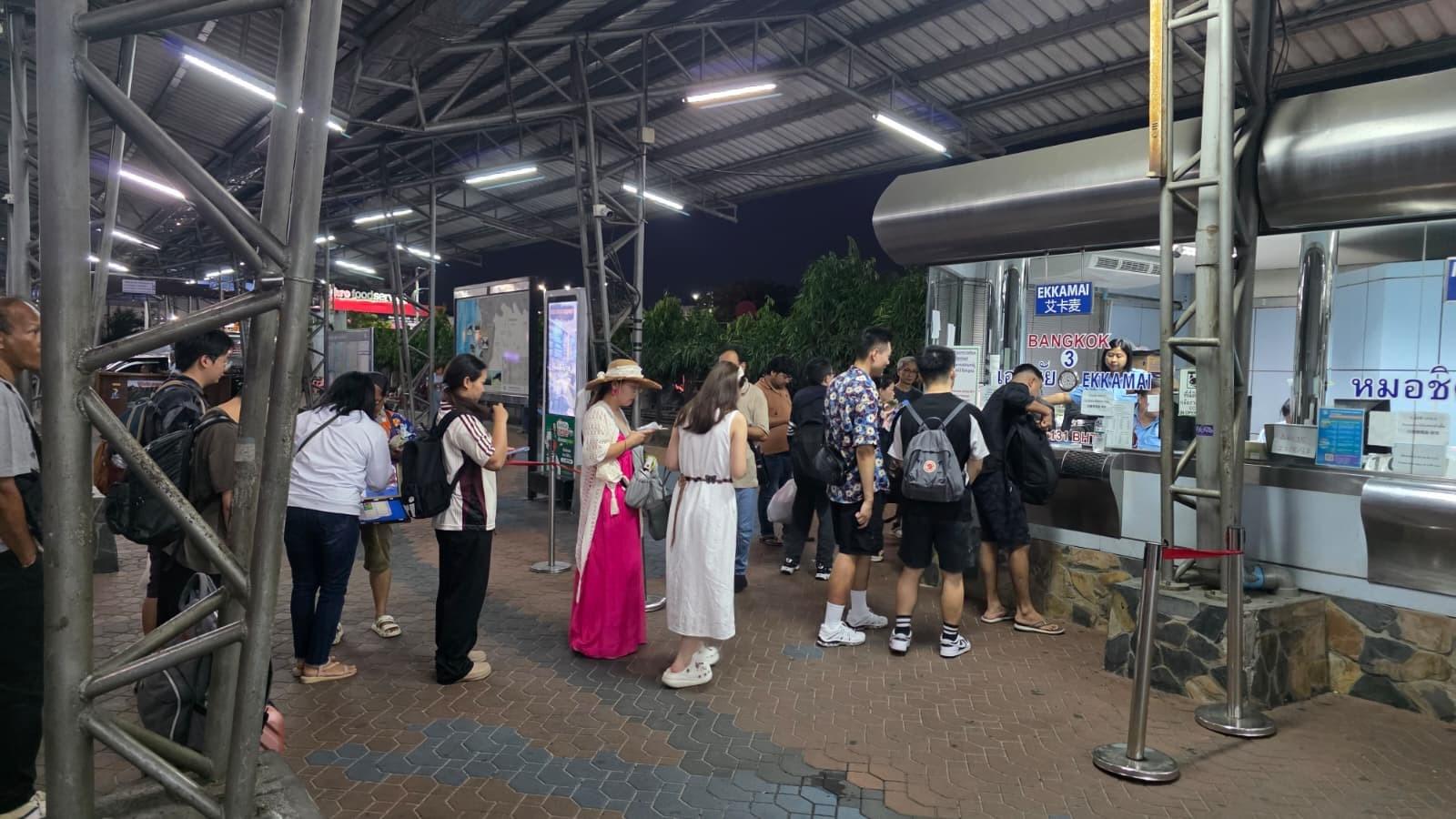 Crowded Night Queues at Pattaya Bus Terminal