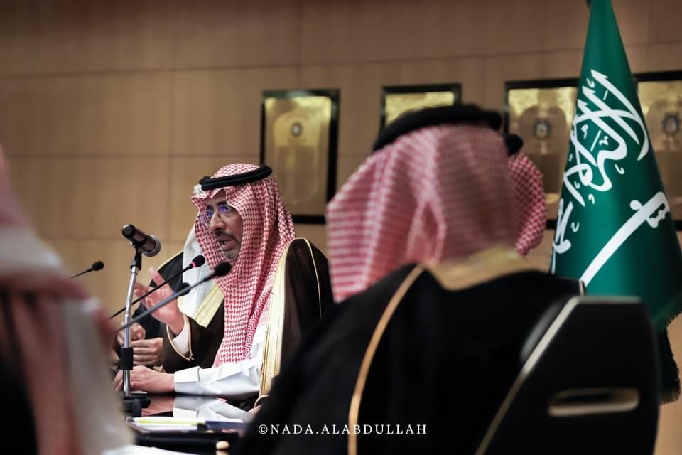 لقاء معالي وزير الصناعة والثروة المعدنية م. بندر الخريف مع أعضاء هيئة الصحفيين السعوديين بمكة المكرمة — صورة ٥