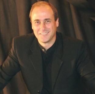 Min Min Tay University Professor Dr Cameron Bennett