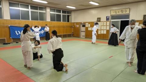 前橋中央合気会 合気道(大人クラス)の稽古模様1
