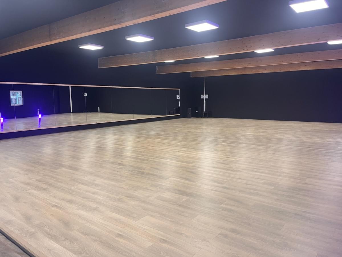 Nos espaces de danse — locaux actuels de Fusion’Art Center à La Louvière