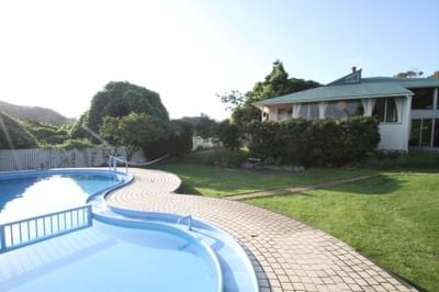 鎌倉N邸 プールサイド外観