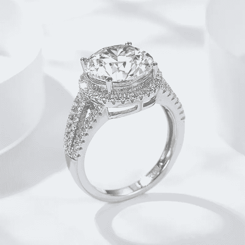 simple diamond rings showcasing elegance and simplicity