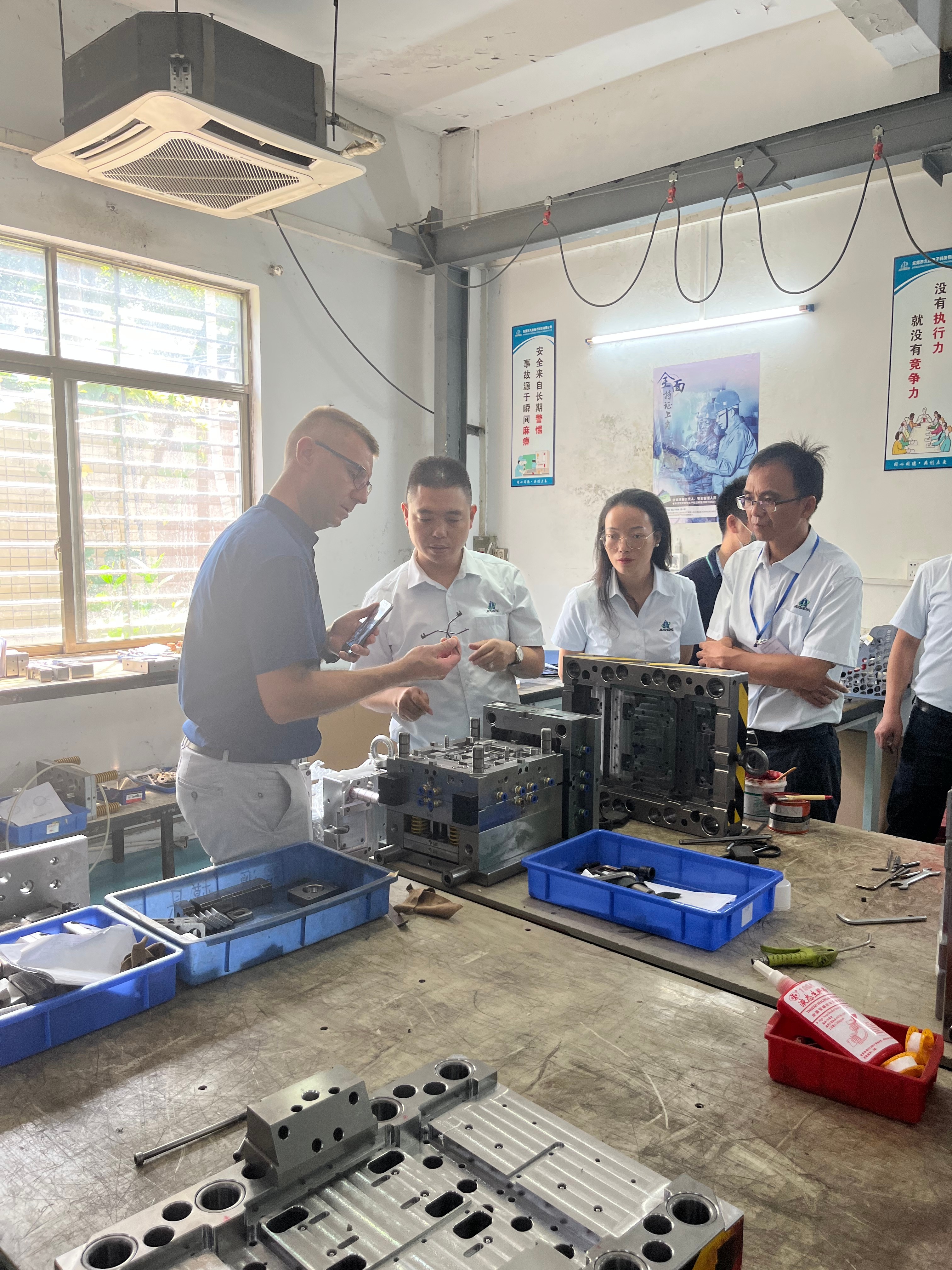 plastic injection molders conducting prototype testing for quality assurance plastic injection molders conducting prototype testing for quality assurance