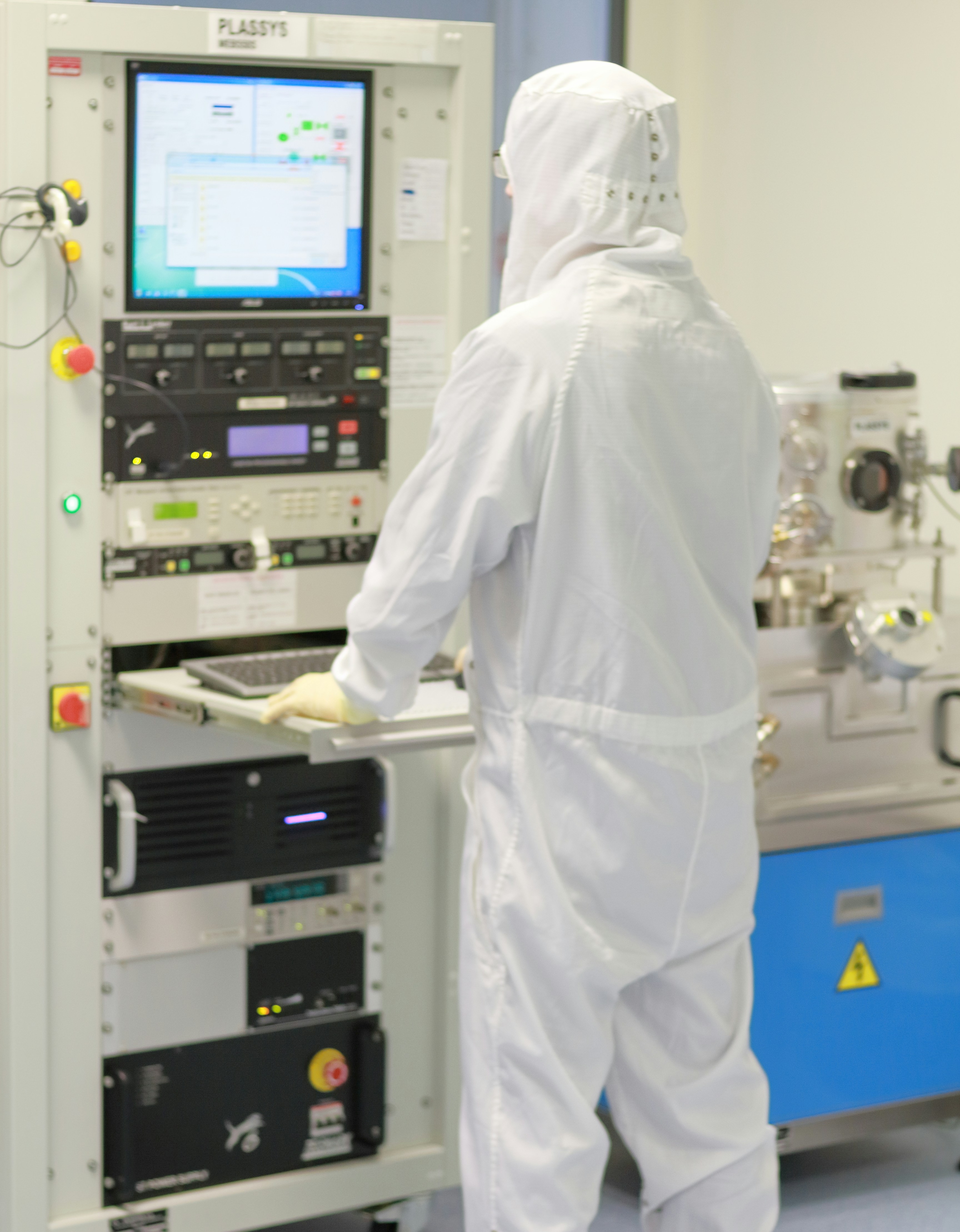 Efficient pcb cleaning machine used in medical device production Efficient pcb cleaning machine used in medical device production