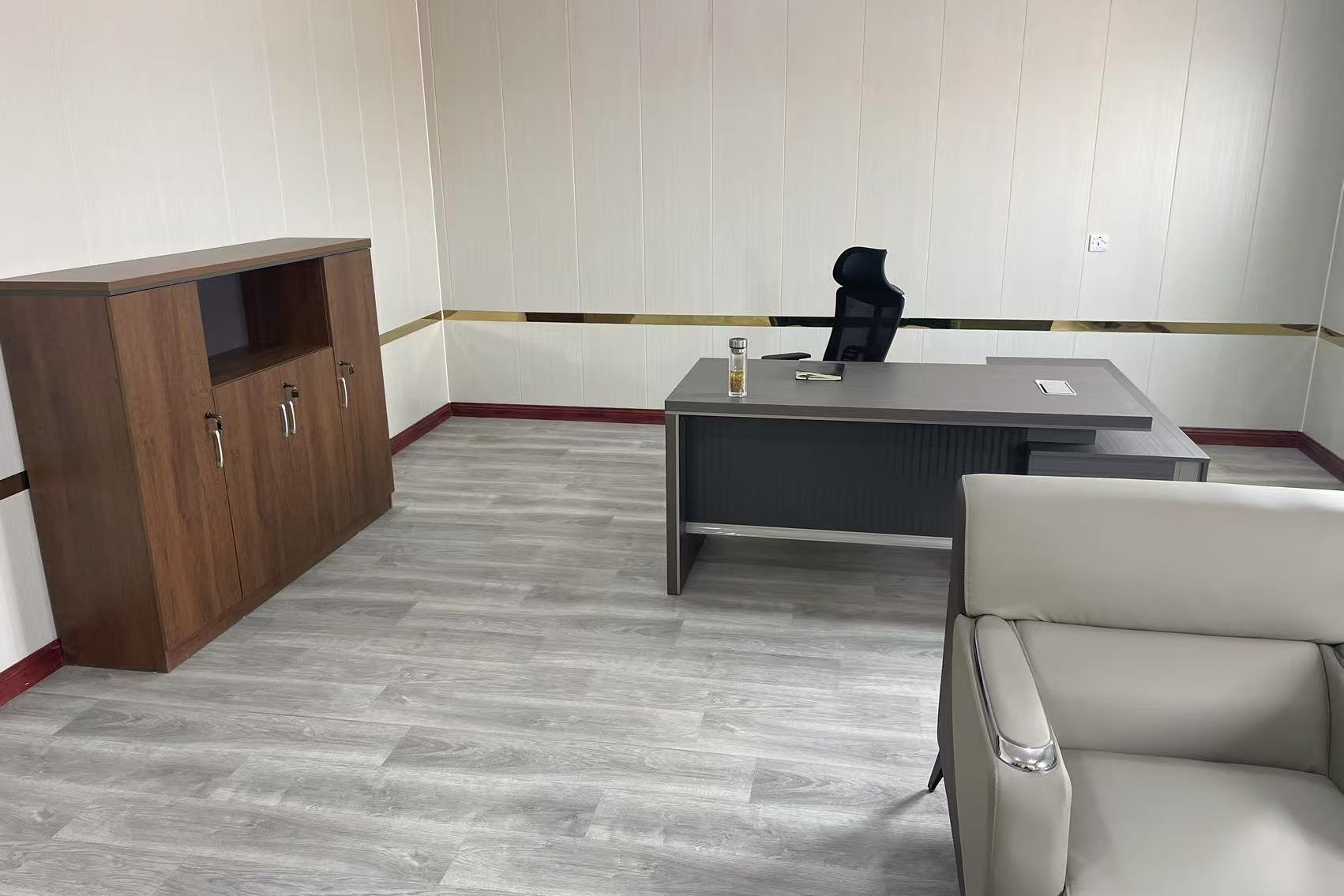 cabin office creating an inspiring workspace