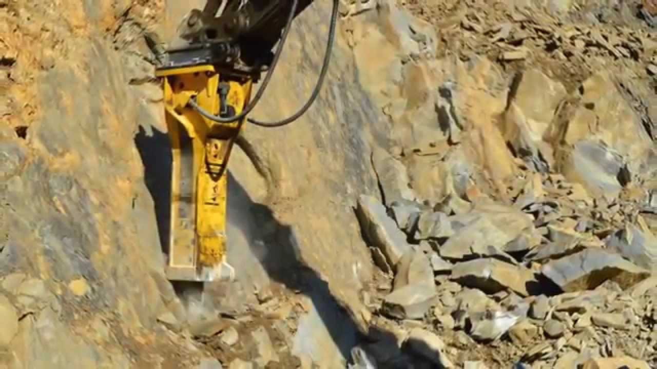 Careful inspection of well-maintained down the hole hammer Careful inspection of well-maintained down the hole hammer