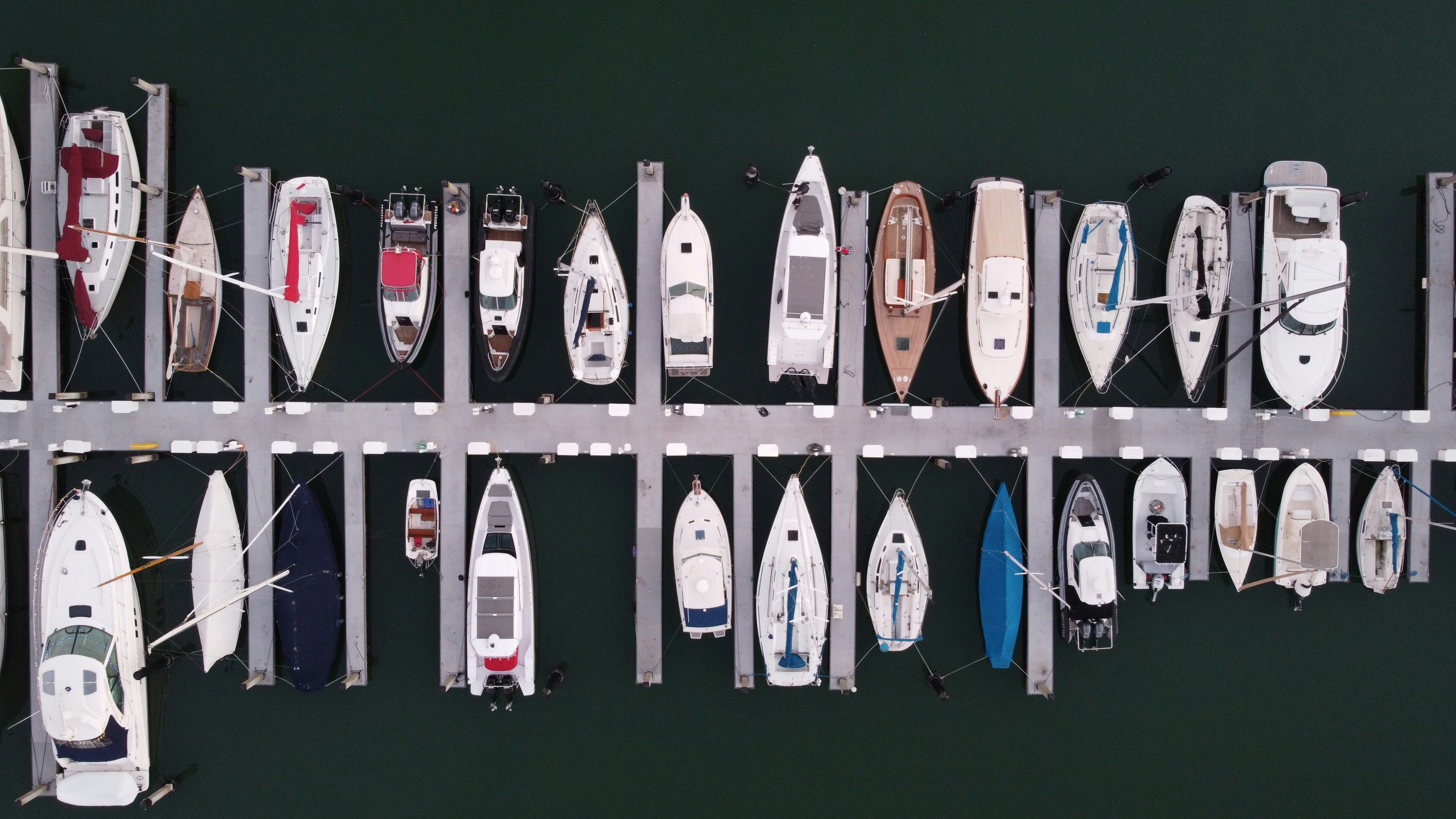 Key components of a v berth boat