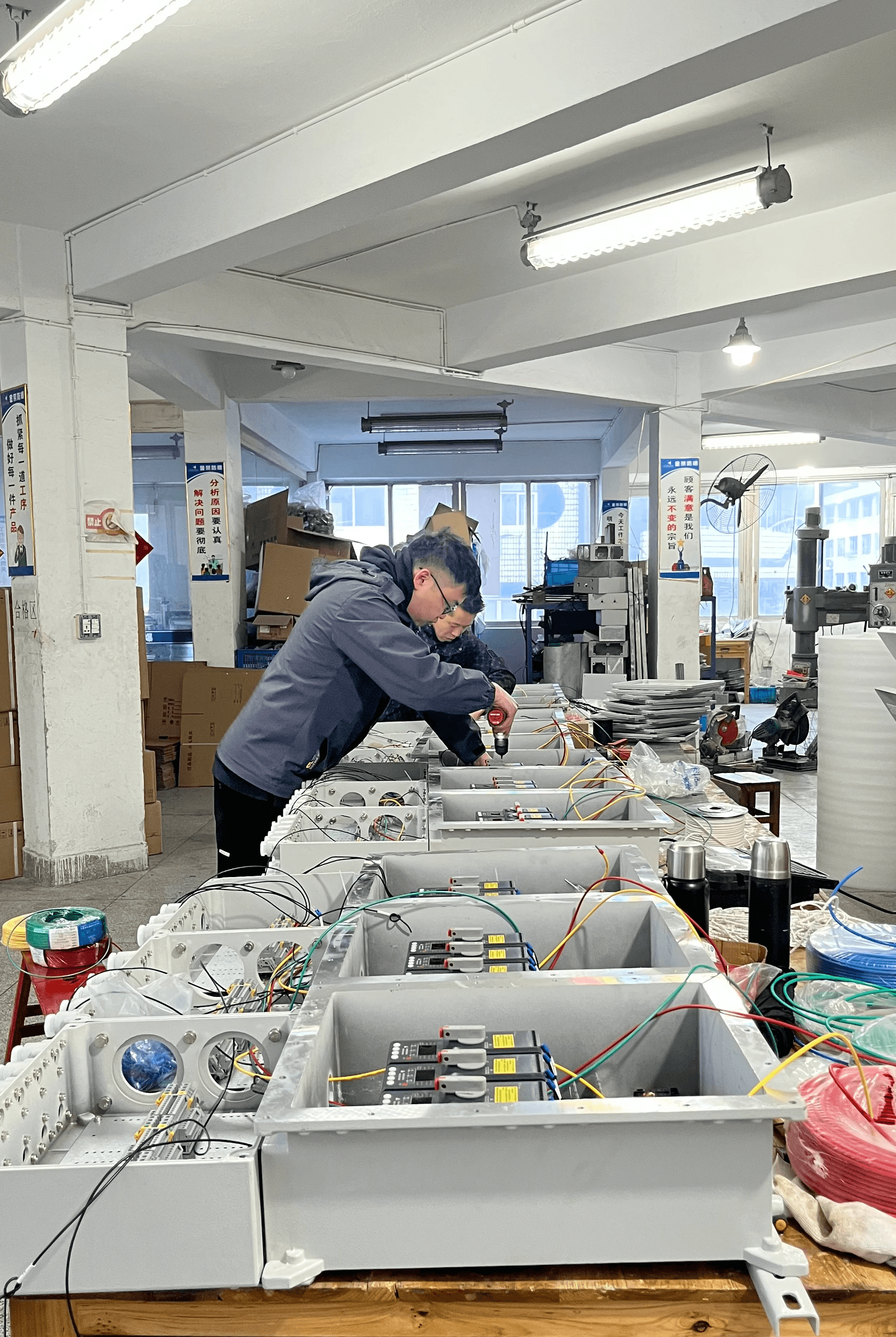 Inspection process of high-quality flameproof equipments. Inspection process of high-quality flameproof equipments.